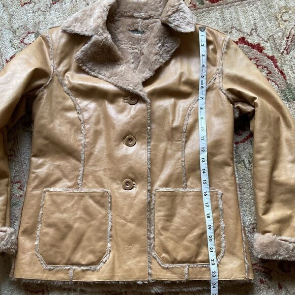 Vintage Guess Genuine Leather Faux Fur Three Button Jacket Size Medium - Picture 15 of 15